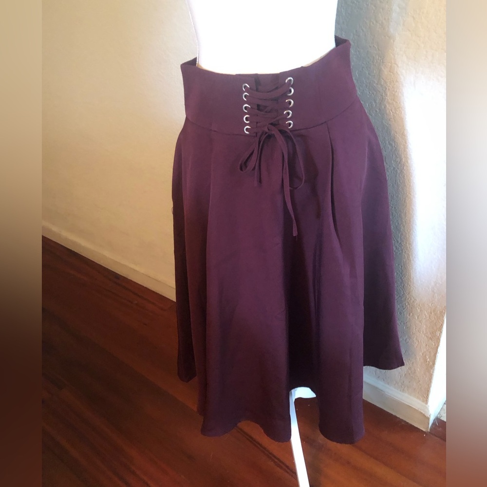 Belle Poque Lace-Up fir and flare 50s style Skirt plum